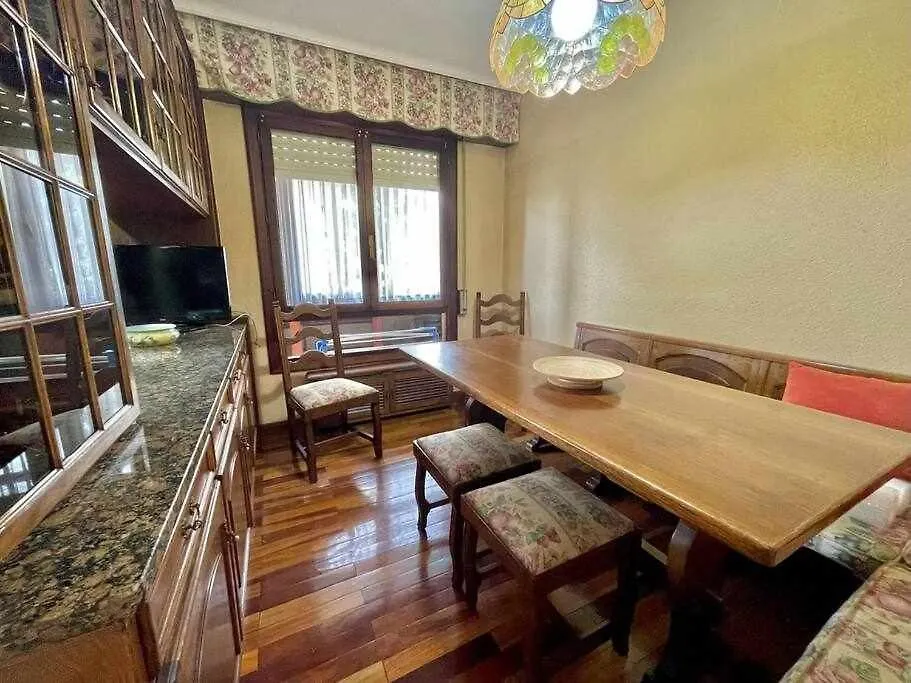Amatxo Maitia Amplio Piso En Zona Residencial Apartment Bilbao Spain